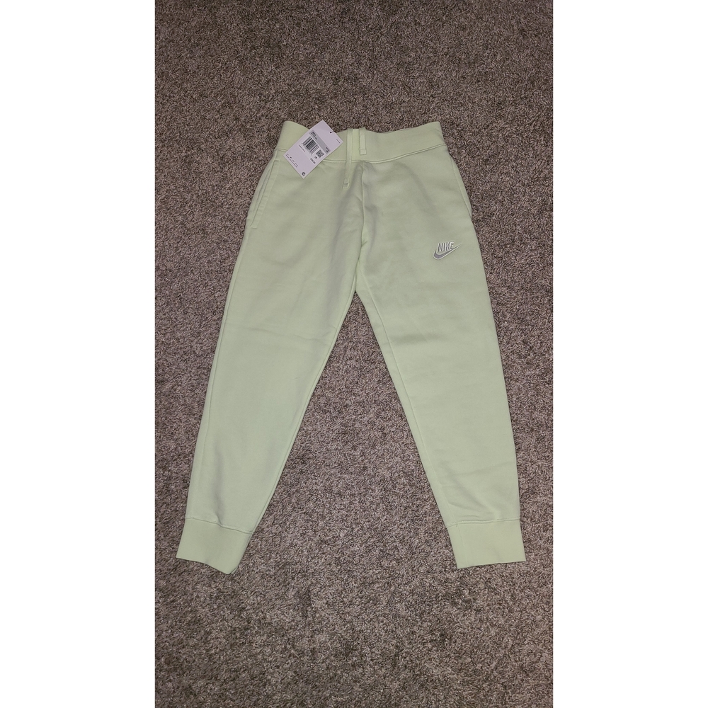 Girls Green Nike Joggers